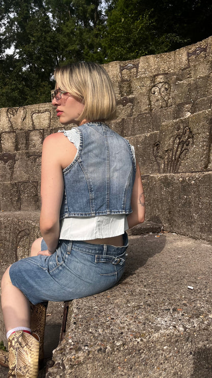 Levi’s denim vest cropped